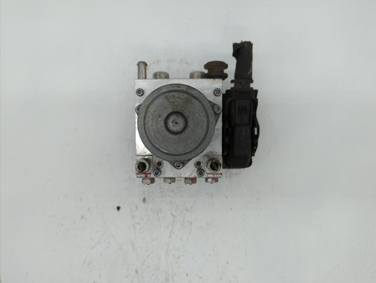 2014-2015 Buick Regal ABS Pump Control Module Replacement P/N:23321781 23226998, 23227003, 23163767 Fits Fits 2014 2015 OEM 