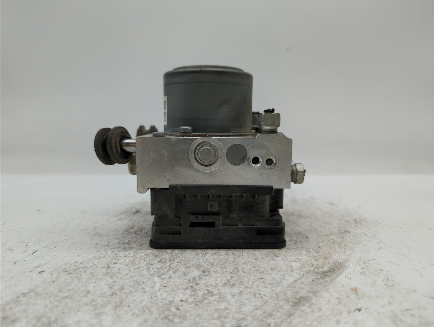 2014-2015 Buick Regal ABS Pump Control Module Replacement P/N:23430470 23321781, 23226998, 23227003, 23163767 Fits Fits 2014