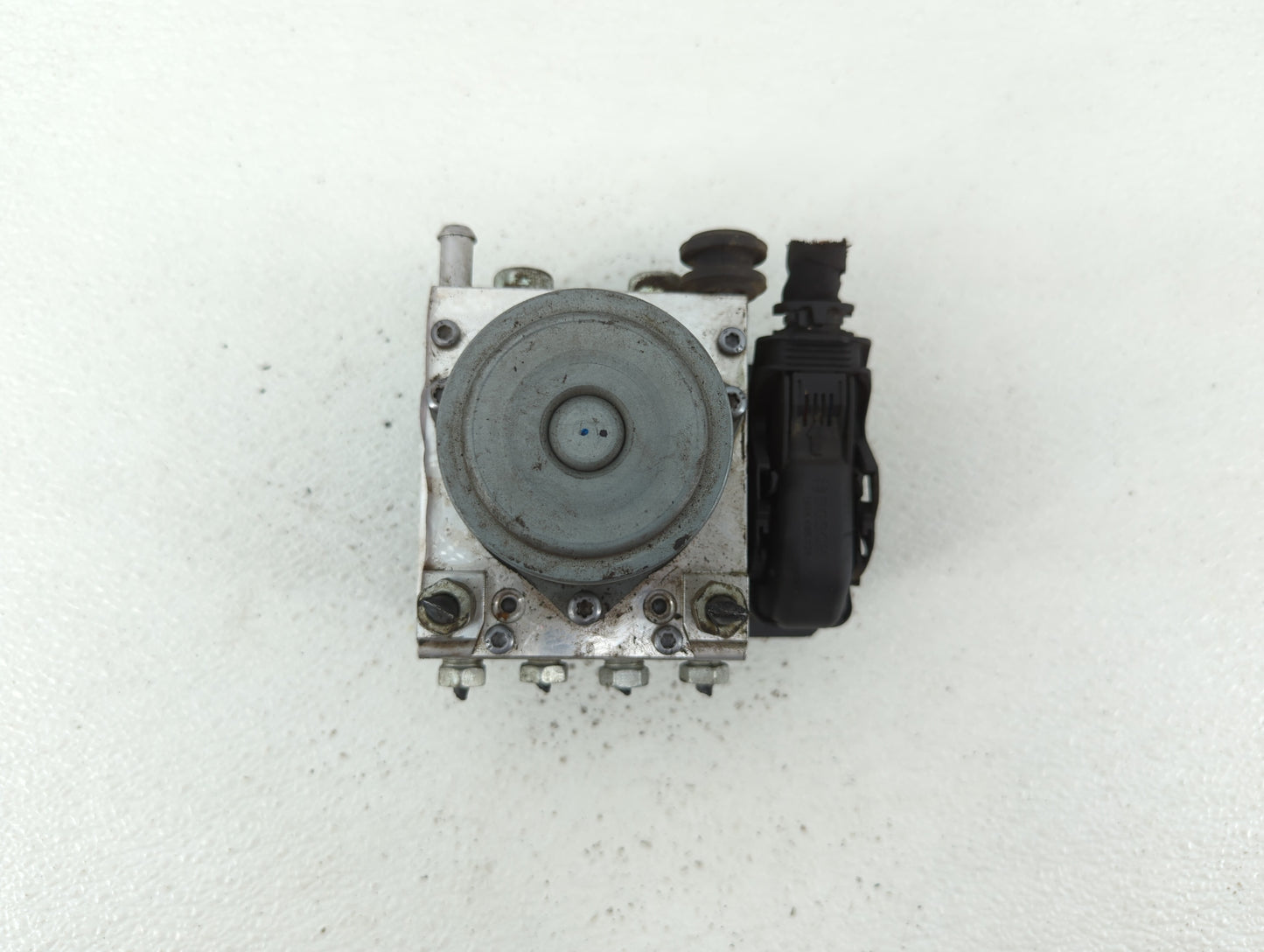 2014-2015 Buick Regal ABS Pump Control Module Replacement P/N:23226998 23227003, 23444527, 23430470, 23321781 Fits Fits 2014