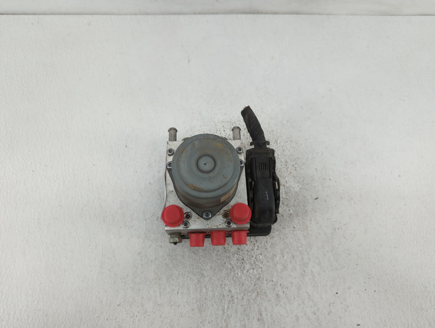 2014-2015 Buick Regal ABS Pump Control Module Replacement P/N:23226998 23227003, 23444527, 23430470, 23321781 Fits Fits 2014