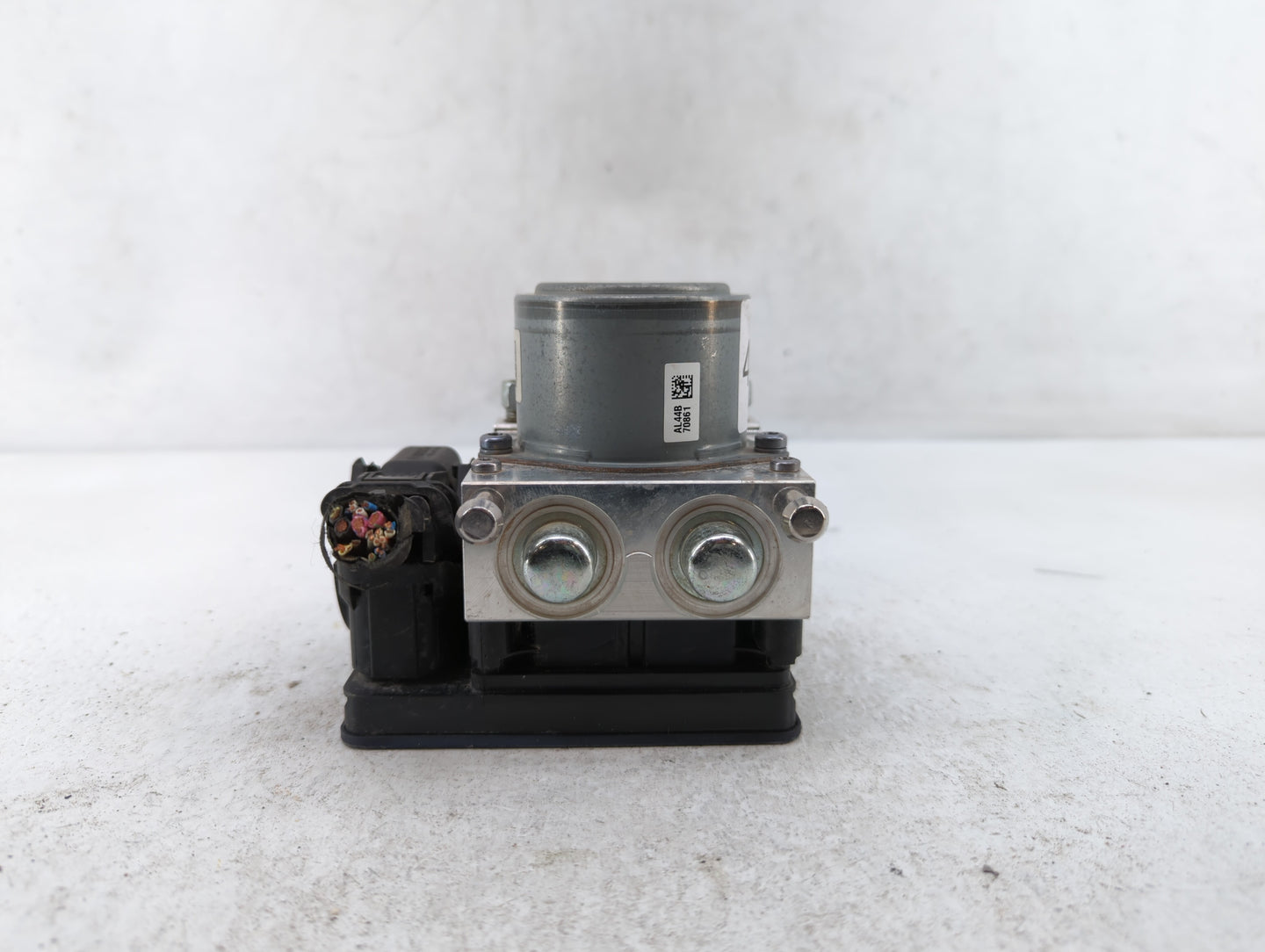 2014-2015 Buick Regal ABS Pump Control Module Replacement P/N:23226998 23227003, 23444527, 23430470, 23321781 Fits Fits 2014
