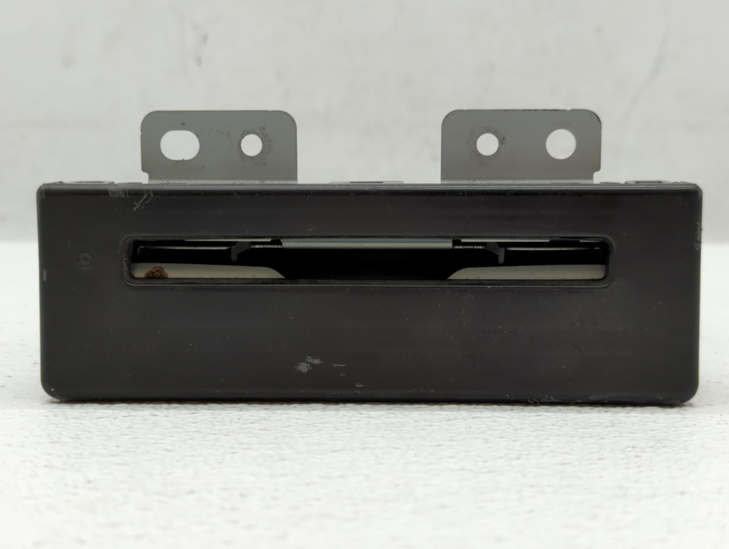 2015-2015 Buick Regal Am Fm Cd Player Radio Receiver - Oemusedautoparts1.com