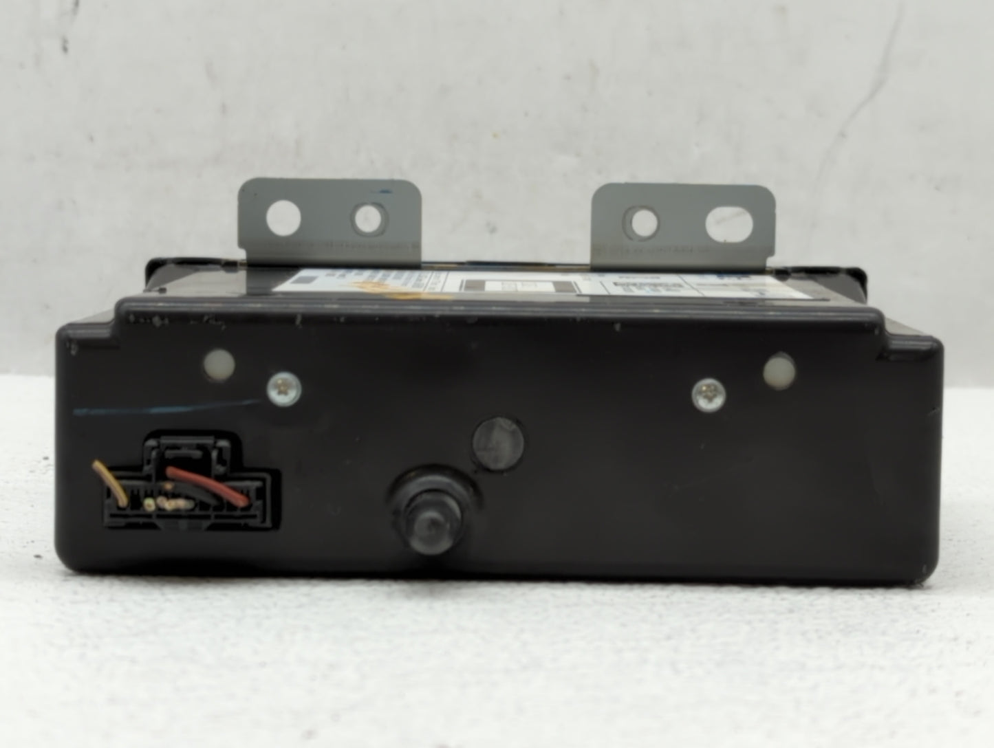 2015-2015 Buick Regal Am Fm Cd Player Radio Receiver - Oemusedautoparts1.com