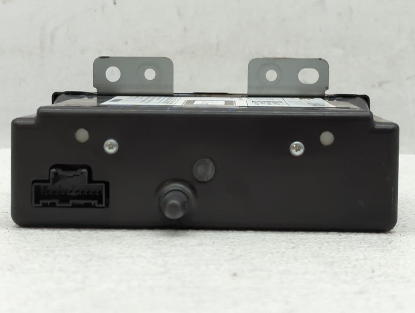 2015-2017 Buick Regal Am Fm Cd Player Radio Receiver - Oemusedautoparts1.com