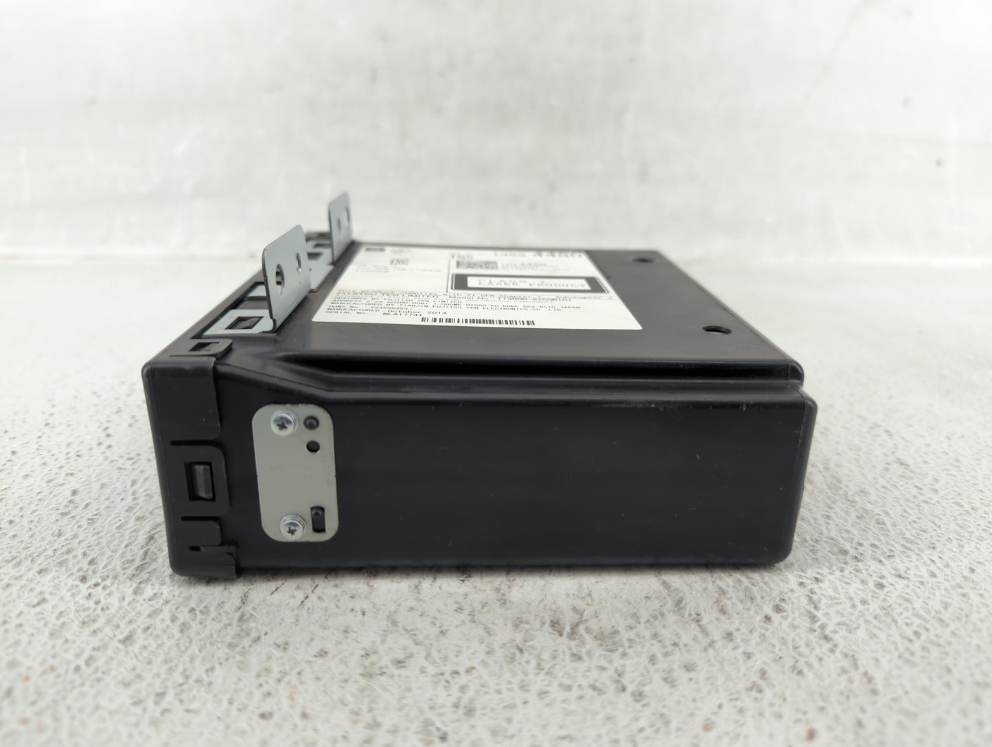 2015-2015 Buick Regal Am Fm Cd Player Radio Receiver - Oemusedautoparts1.com