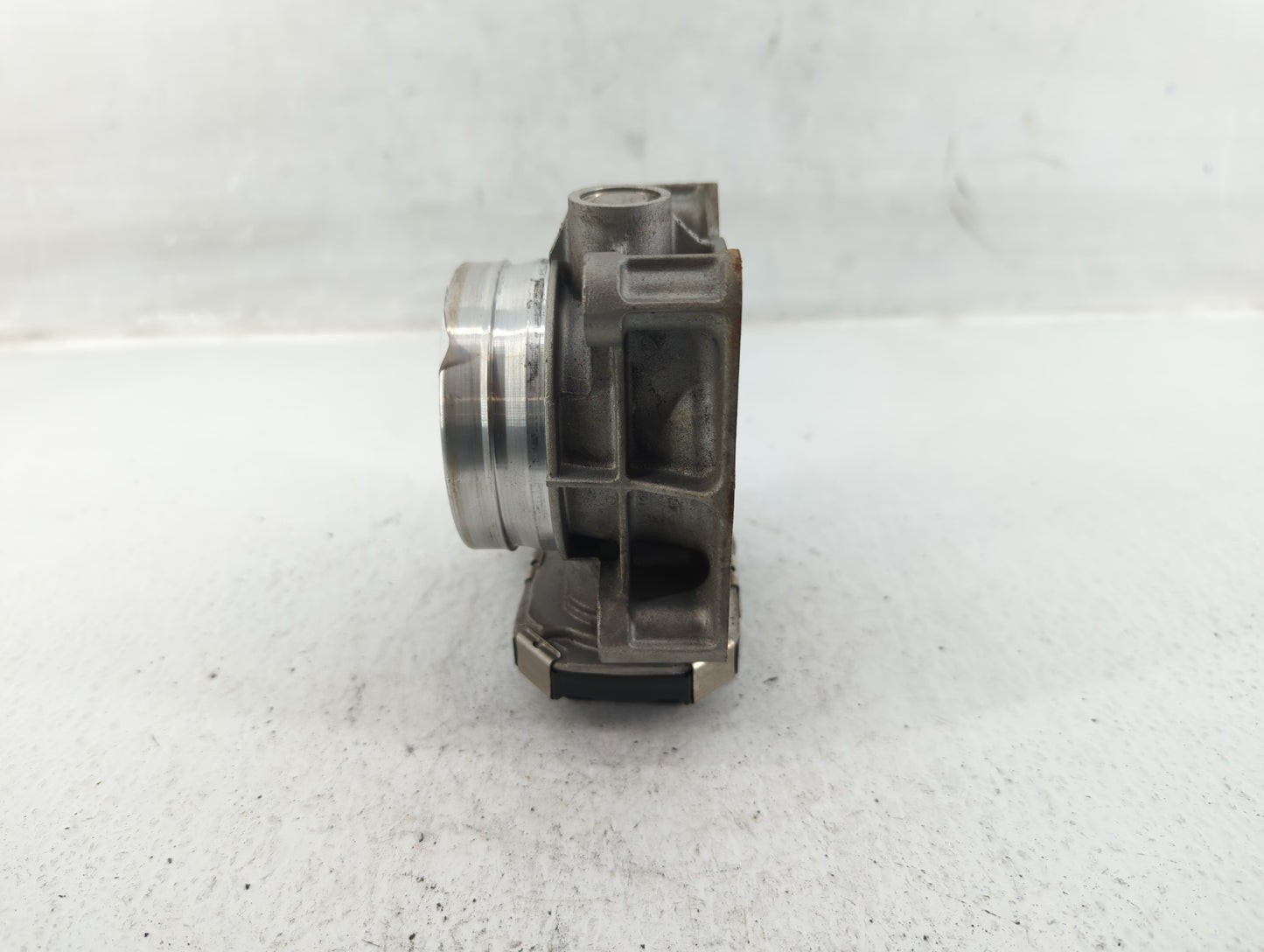 2014-2017 Buick Regal Throttle Body P/N:12625067DA Fits Fits 2013 2014 2015 2016 2017 2018 2019 2020 2021 OEM Used Auto Part