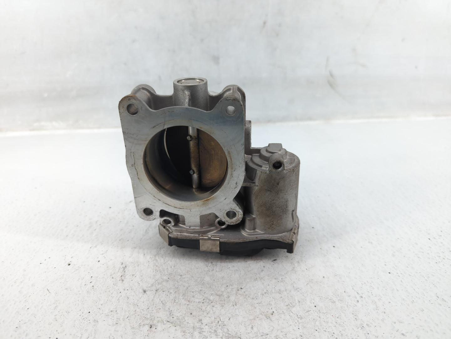 2014-2017 Buick Regal Throttle Body P/N:12625067DA Fits Fits 2013 2014 2015 2016 2017 2018 2019 2020 2021 OEM Used Auto Part