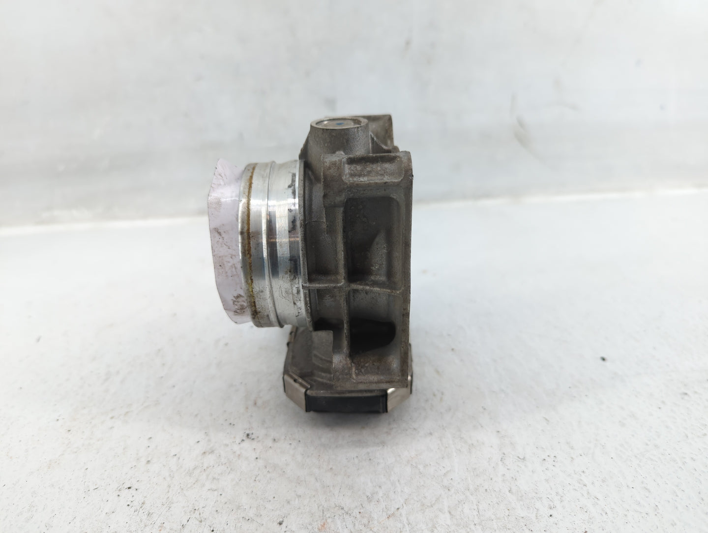 2014-2017 Buick Regal Throttle Body P/N:12627067DA Fits Fits 2013 2014 2015 2016 2017 2018 2019 2020 2021 OEM Used Auto Part