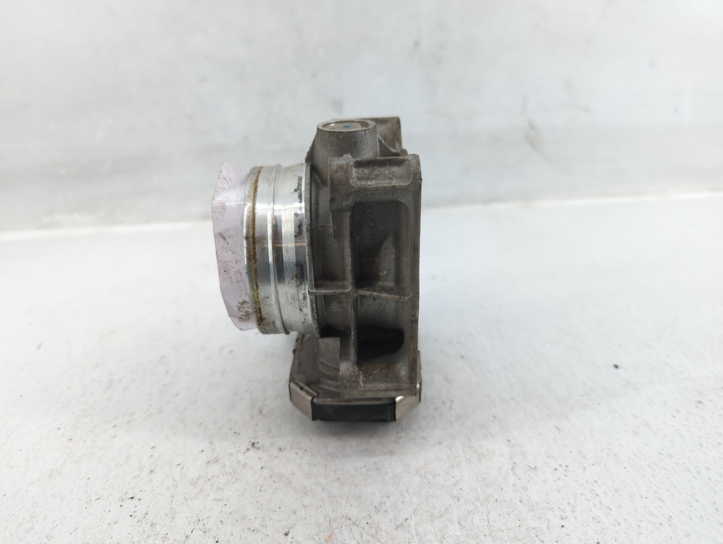 2014-2017 Buick Regal Throttle Body P/N:12627067DA Fits Fits 2013 2014 2015 2016 2017 2018 2019 2020 2021 OEM Used Auto Part