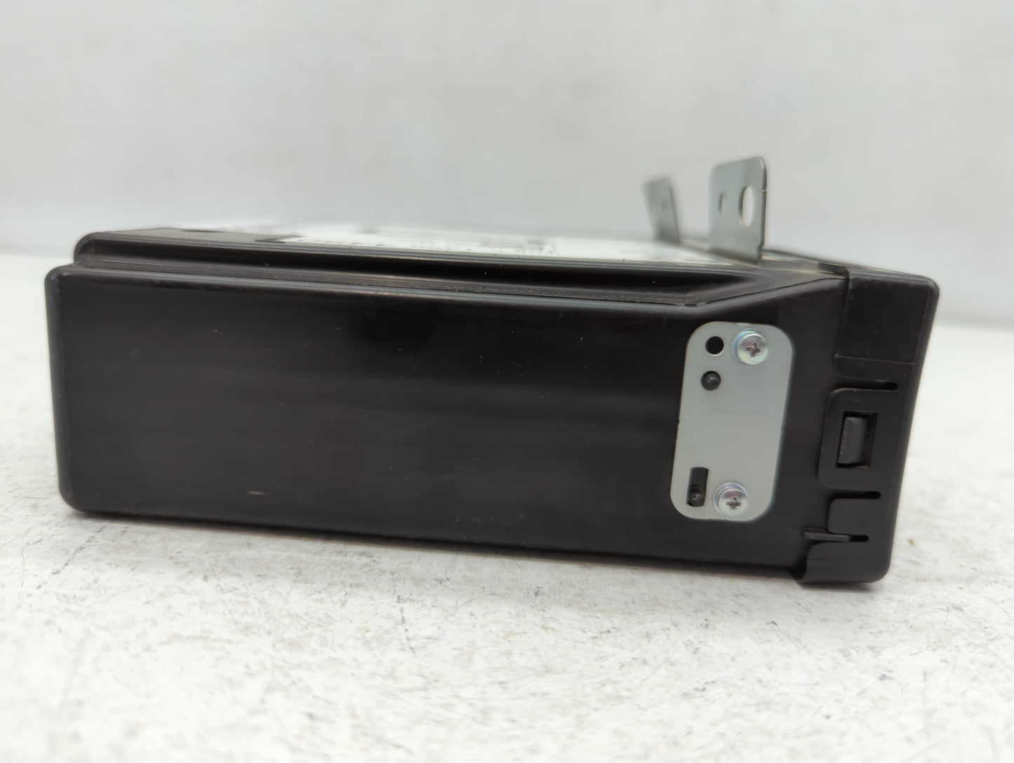 2015-2017 Buick Regal Am Fm Cd Player Radio Receiver - Oemusedautoparts1.com