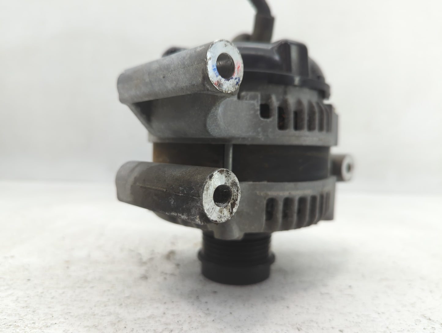 2014-2017 Buick Regal Alternator Replacement Generator Charging Assembly Engine OEM P/N:TN104210-1902 13592810 Fits OEM Used