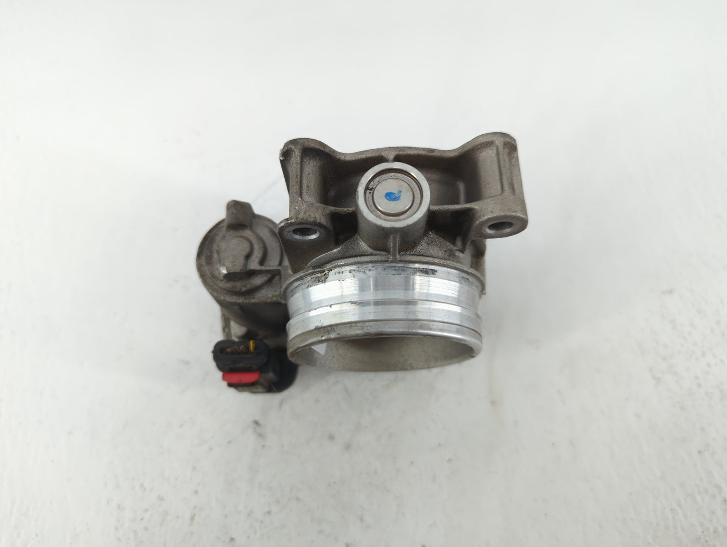 2014-2017 Buick Regal Throttle Body P/N:12627067DA Fits Fits 2013 2014 2015 2016 2017 2018 2019 2020 2021 OEM Used Auto Part