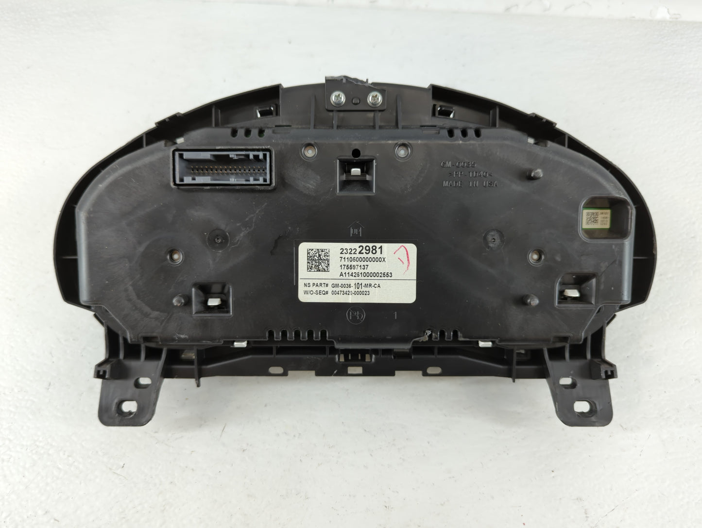 2015 Buick Regal Instrument Cluster Speedometer Gauges P/N:23222981 Fits OEM Used Auto Parts - Oemusedautoparts1.com