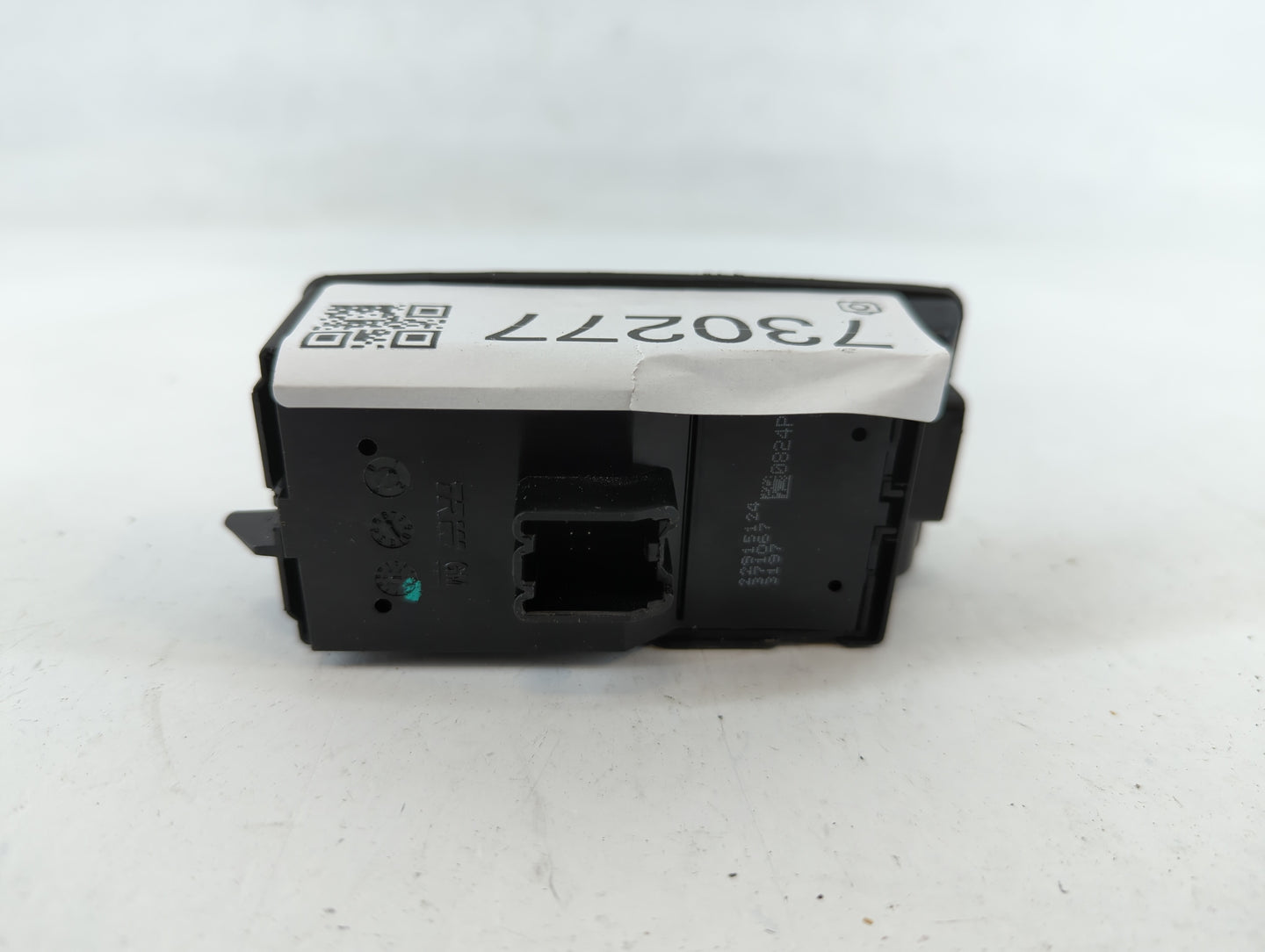 2015-2017 Buick Regal Master Power Window Switch Replacement Driver Side Left P/N:371067 22915124 Fits OEM Used Auto Parts -