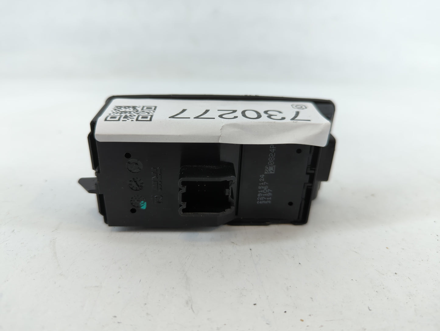 2015-2017 Buick Regal Master Power Window Switch Replacement Driver Side Left P/N:371067 22915124 Fits OEM Used Auto Parts -