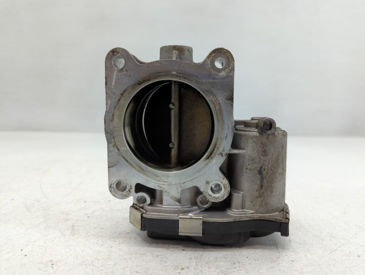 2014-2017 Buick Regal Throttle Body P/N:12627067DA Fits Fits 2013 2014 2015 2016 2017 2018 2019 2020 2021 OEM Used Auto Part