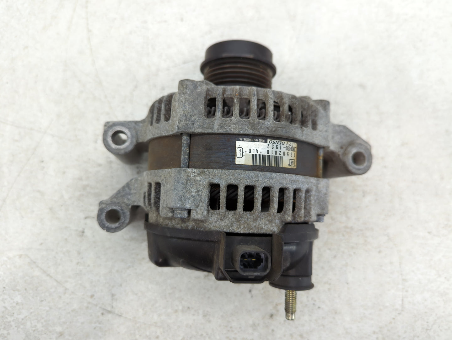 2014-2017 Buick Regal Alternator Replacement Generator Charging Assembly Engine OEM P/N:TN104210-1902 13592810 Fits OEM Used