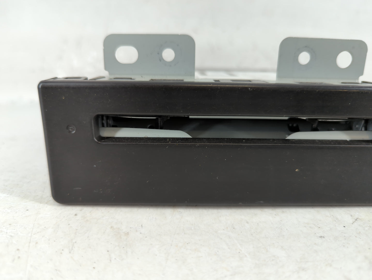 2014-2015 Buick Regal Am Fm Cd Player Radio Receiver - Oemusedautoparts1.com
