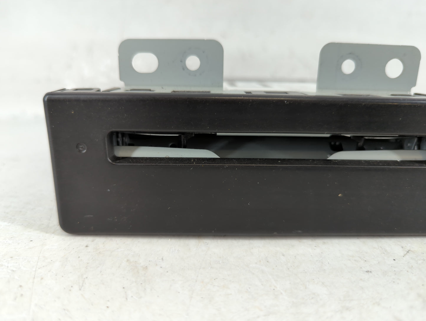 2014-2015 Buick Regal Am Fm Cd Player Radio Receiver - Oemusedautoparts1.com