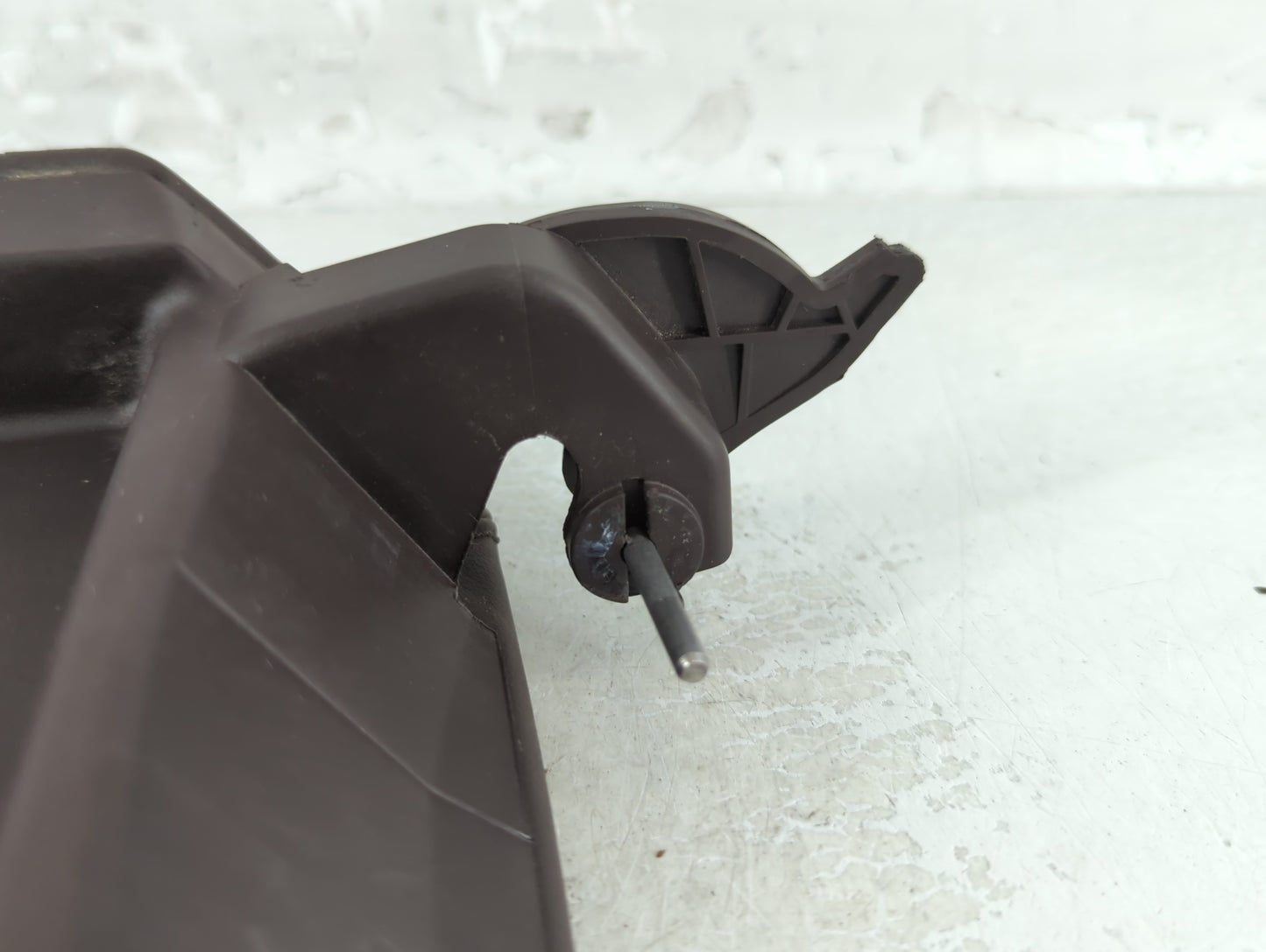 2015 Buick Regal Center Console Armrest Cover Lid Fits OEM Used Auto Parts - Oemusedautoparts1.com