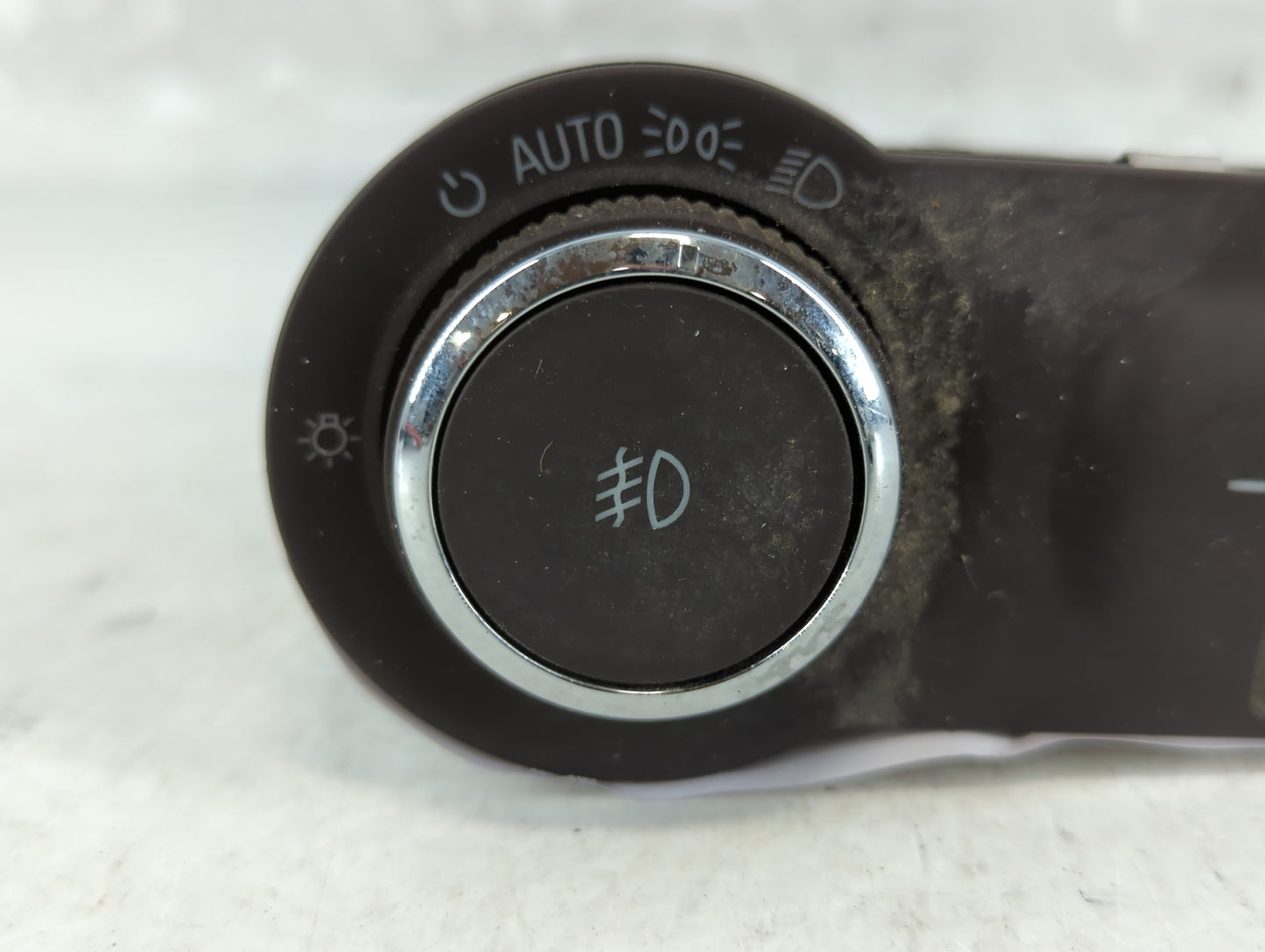 2014-2017 Buick Regal Headlight Head Light Switch Lamp Control - Oemusedautoparts1.com