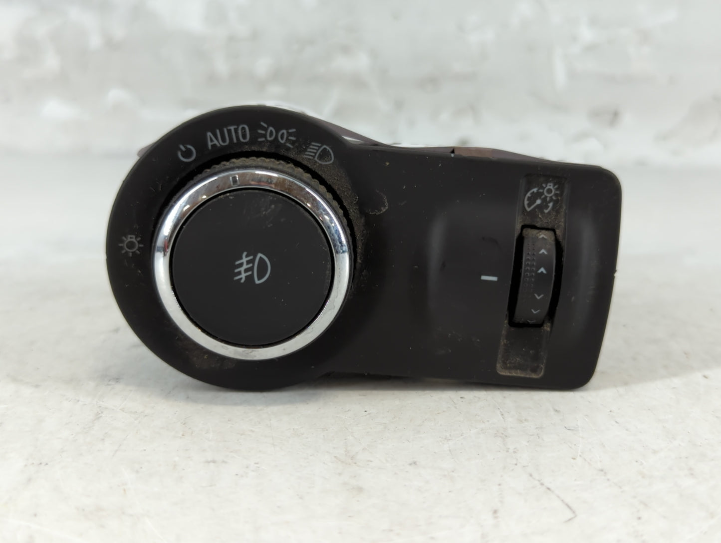 2014-2017 Buick Regal Headlight Head Light Switch Lamp Control 22901646 - Oemusedautoparts1.com