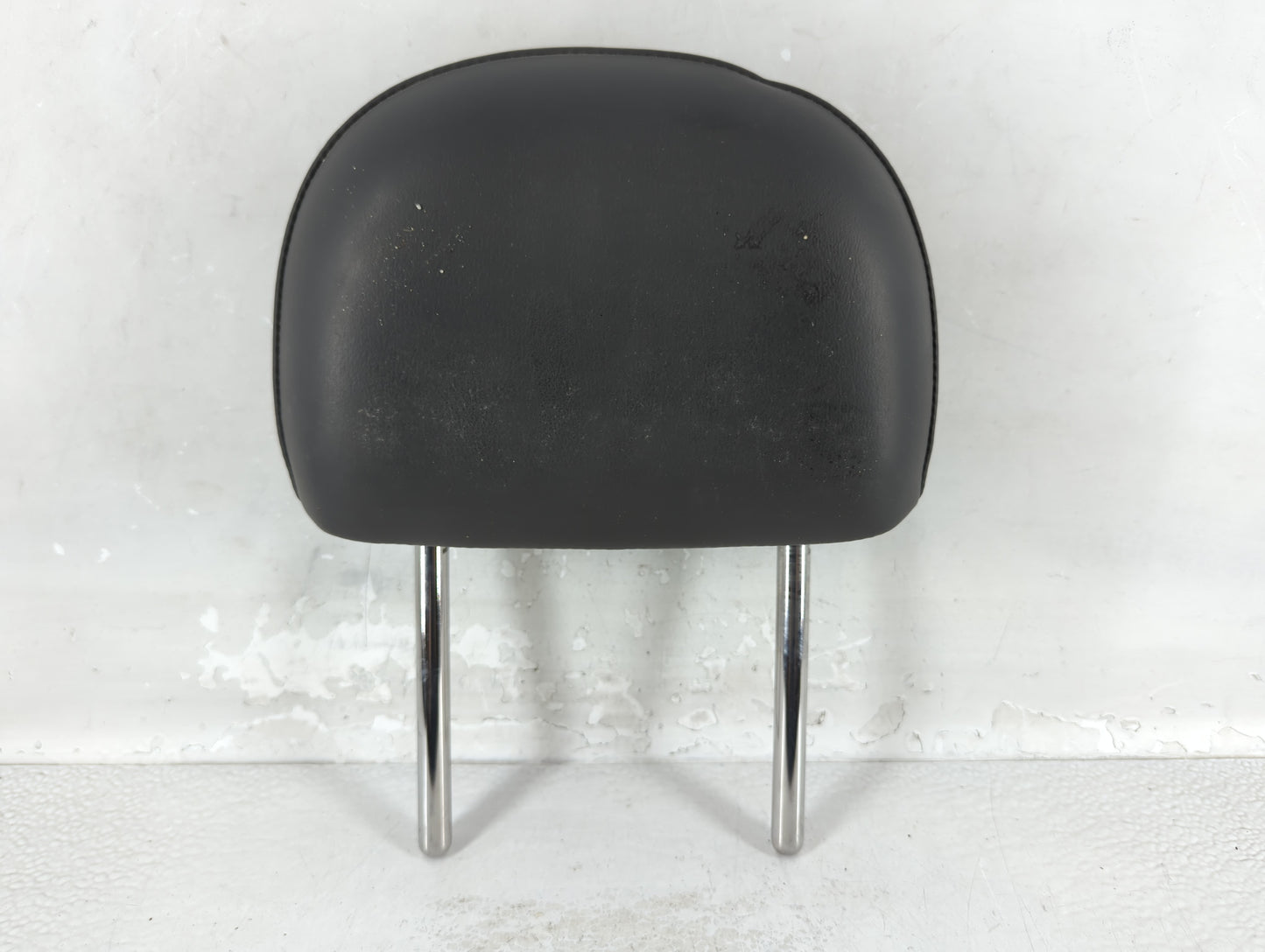 2015 Buick Regal Headrest Head Rest Rear Center Seat Fits OEM Used Auto Parts - Oemusedautoparts1.com