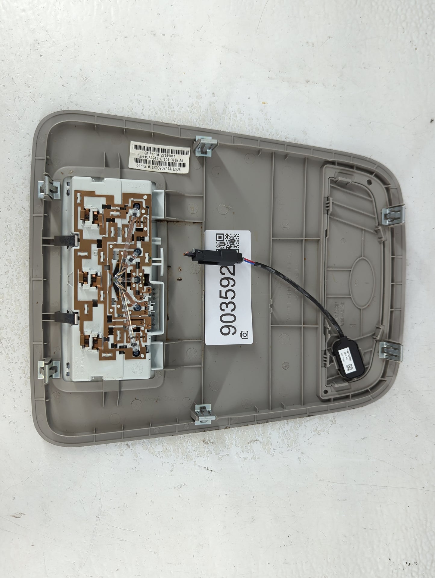 2015 Buick Regal Overhead Roof Console Interior Dome Light - Oemusedautoparts1.com