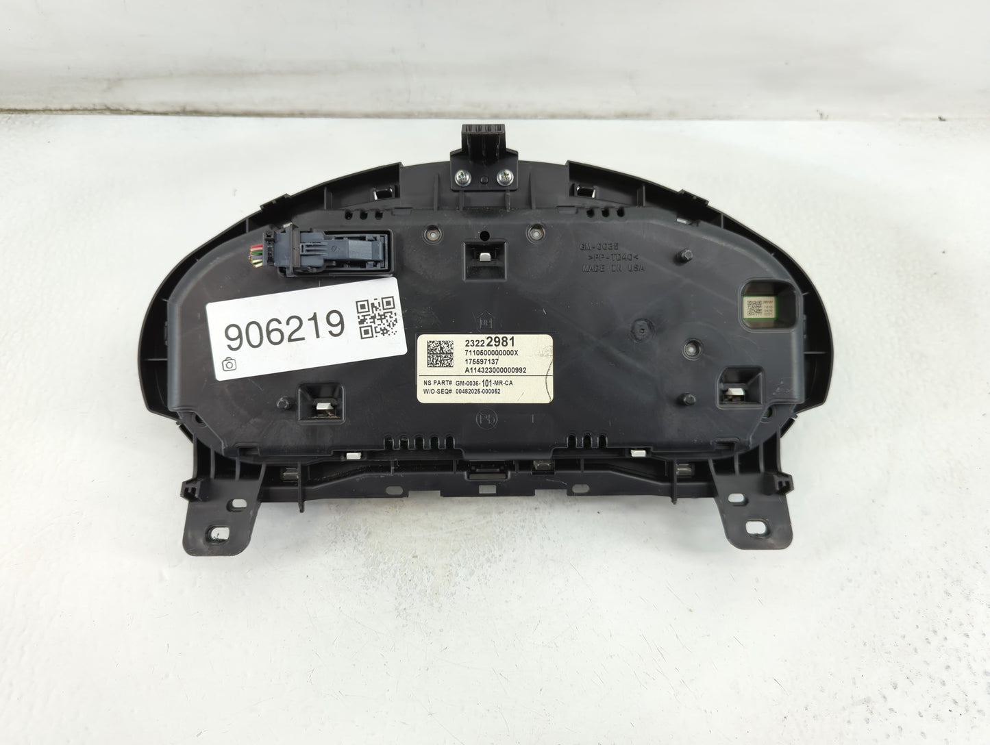 2015 Buick Regal Instrument Cluster Speedometer Gauges P/N:23222981 Fits OEM Used Auto Parts - Oemusedautoparts1.com