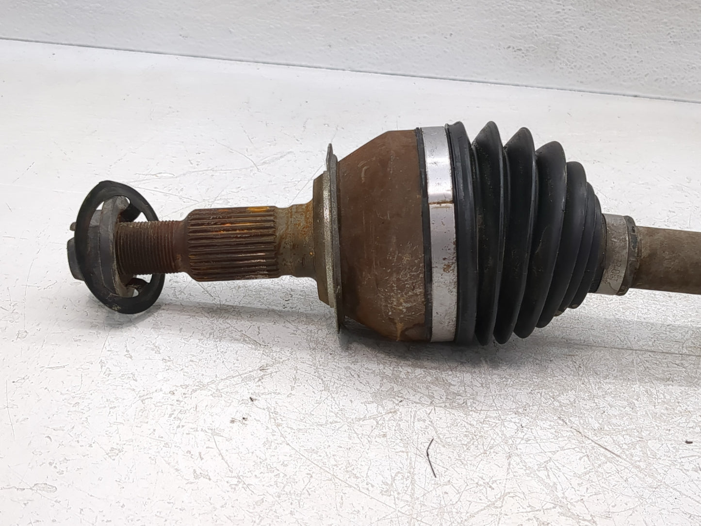2012-2017 Buick Verano Axle Shaft Front Passenger Cv C/v - Oemusedautoparts1.com