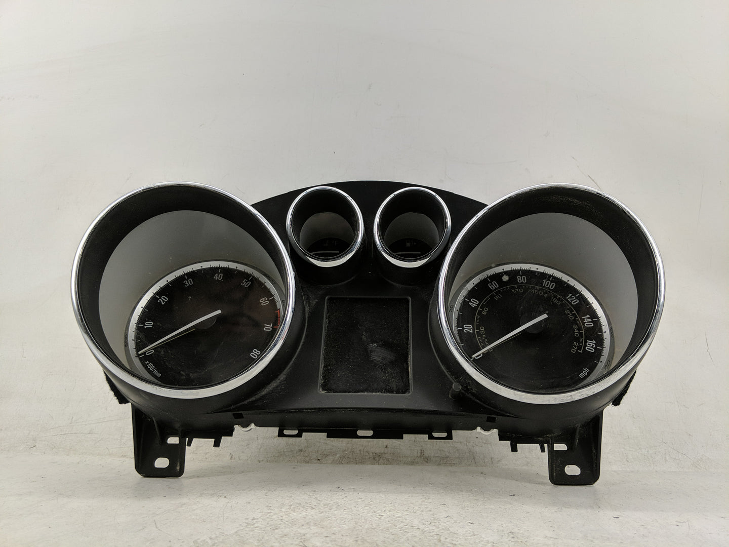 2014-2015 Buick Verano Instrument Cluster Speedometer Gauges P/N:22993180 Fits Fits 2014 2015 OEM Used Auto Parts - Oemuseda