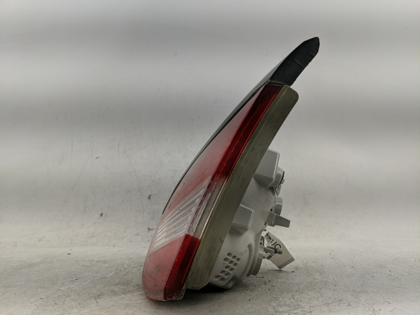 2015 Buick Verano Passenger Right Side Deck Lid Mounted Tail Light - Oemusedautoparts1.com