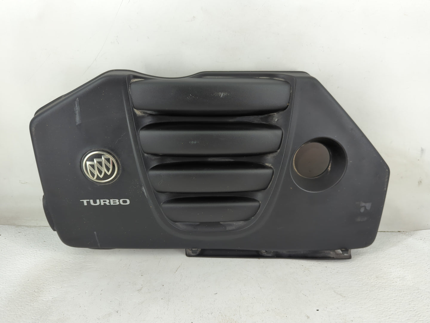 2015 Buick Verano Engine Cover 1242957 - Oemusedautoparts1.com