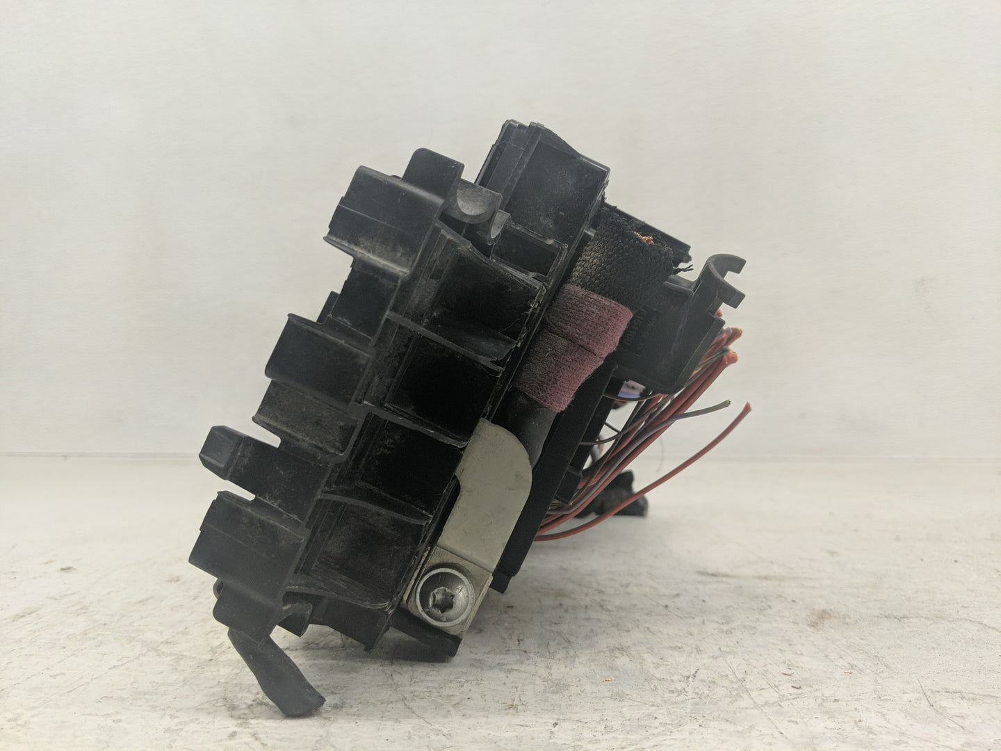 2013-2016 Buick Verano Fusebox Fuse Box Panel Relay Module P/N:22938540 Fits Fits 2013 2014 2015 2016 OEM Used Auto Parts - 