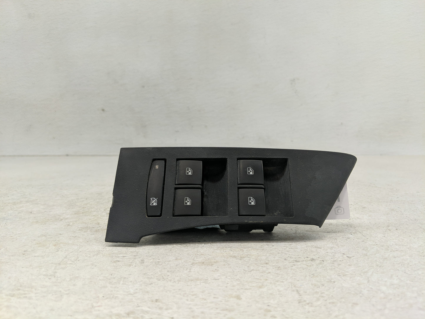 2015-2017 Buick Verano Master Power Window Switch Replacement Driver Side Left Fits Fits 2015 2016 2017 OEM Used Auto Parts 