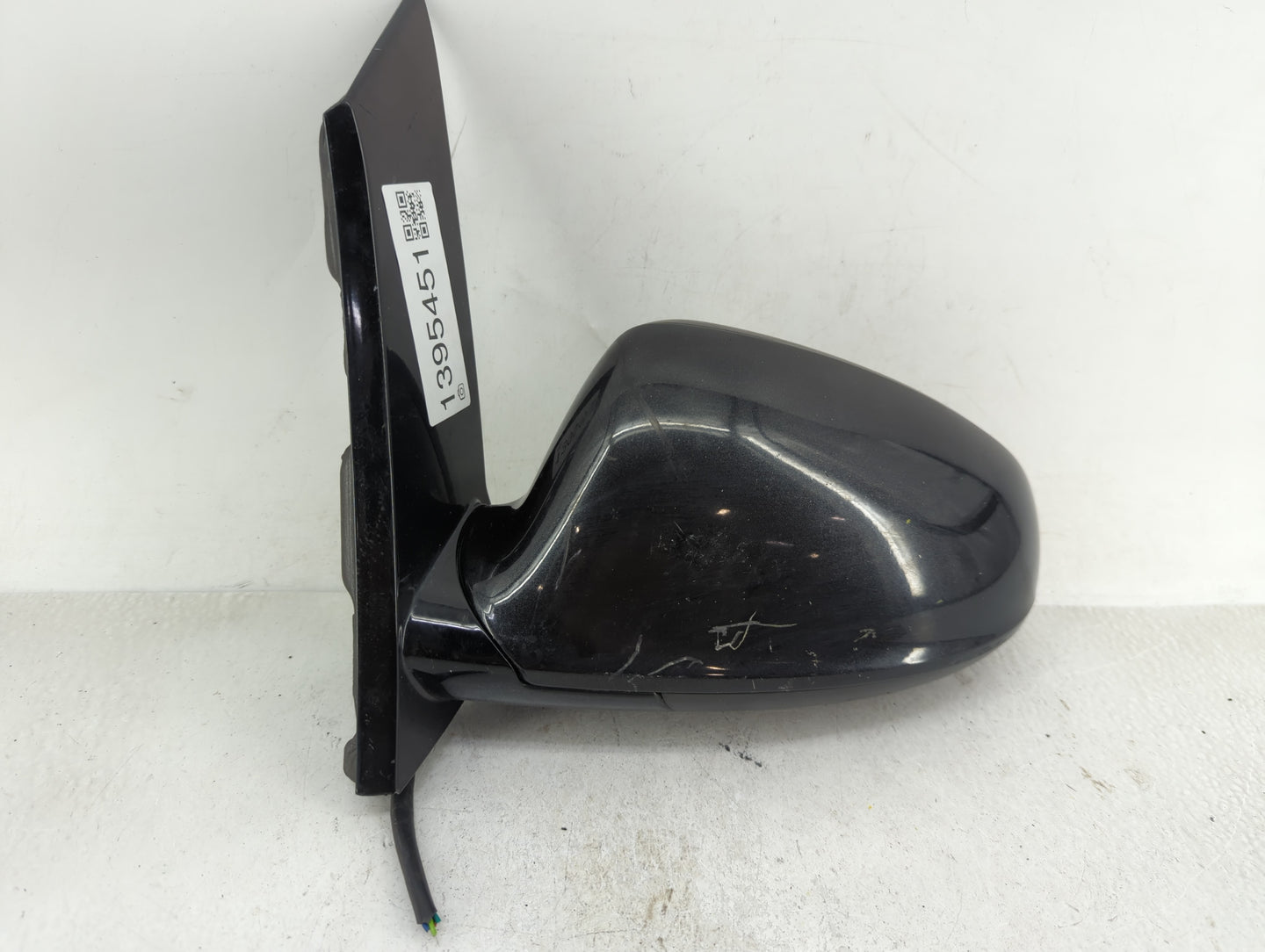 2013-2017 Buick Verano Driver Side View Mirror - Left Door Mirror OEM Used - Oemusedautoparts1.com