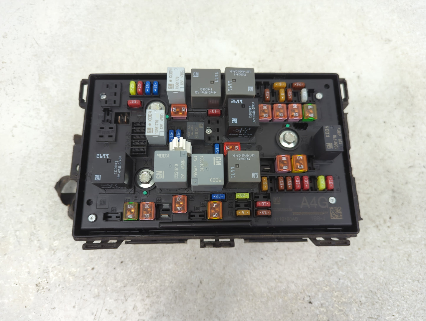 2013-2016 Buick Verano Fusebox Fuse Box Panel Relay Module P/N:22938539 Fits Fits 2013 2014 2015 2016 OEM Used Auto Parts - 