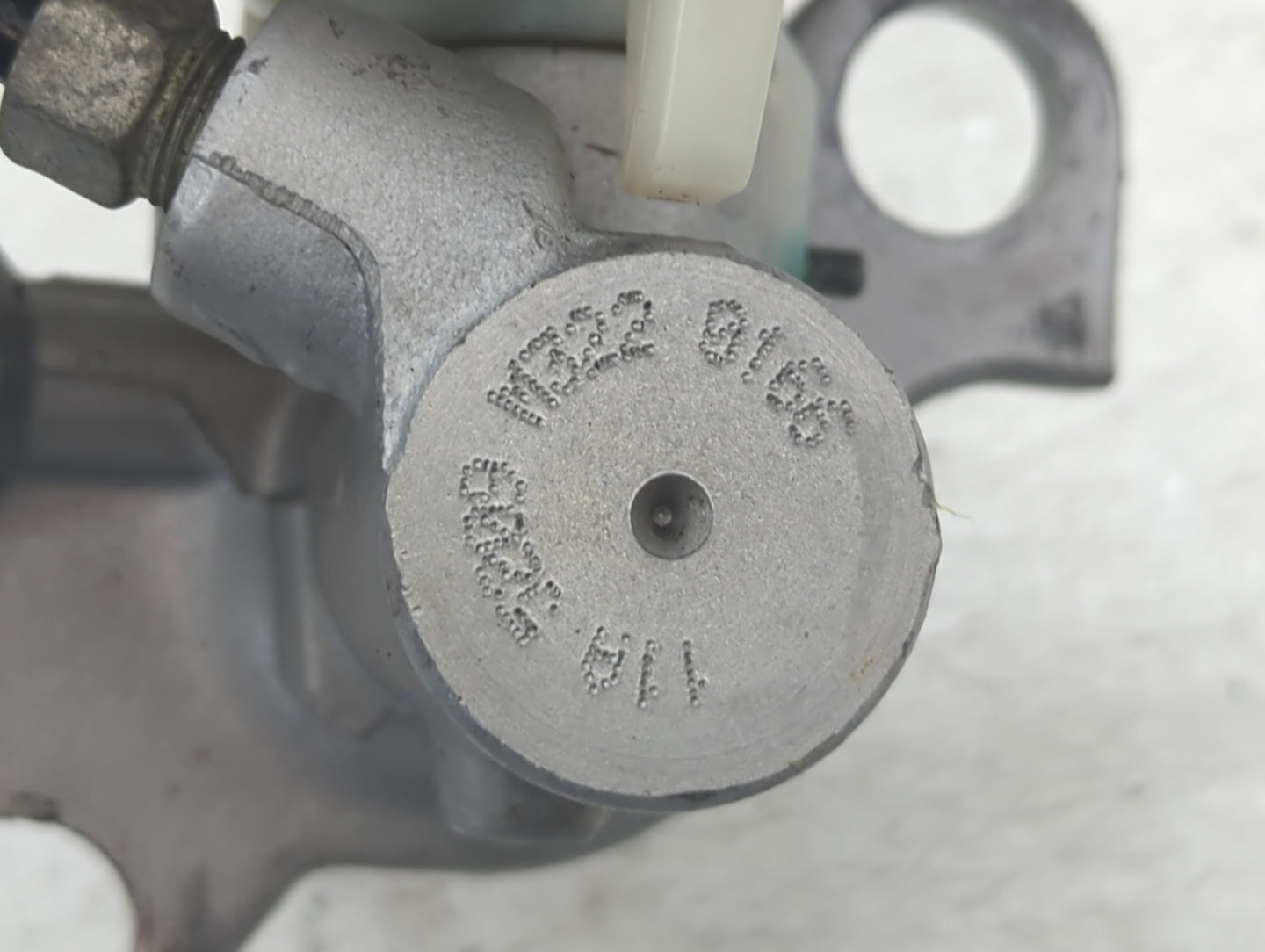2012-2017 Buick Verano Brake Master Cylinder - Oemusedautoparts1.com