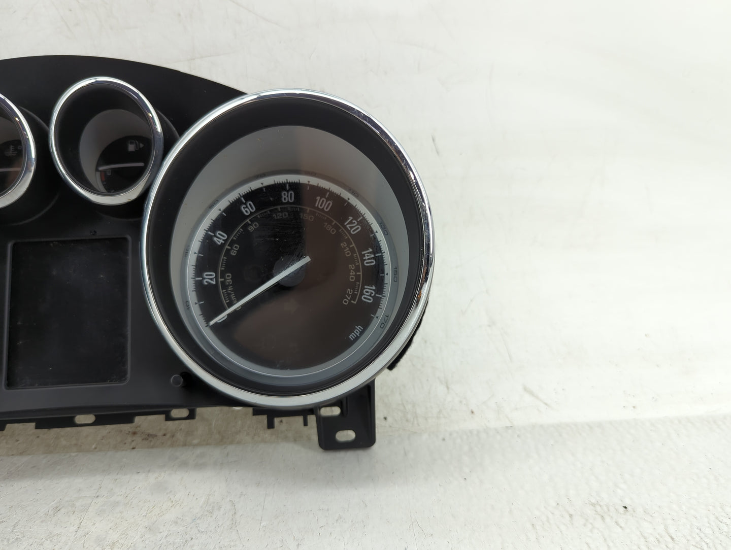 2014-2015 Buick Verano Instrument Cluster Speedometer Gauges P/N:22993180 Fits Fits 2014 2015 OEM Used Auto Parts - Oemuseda