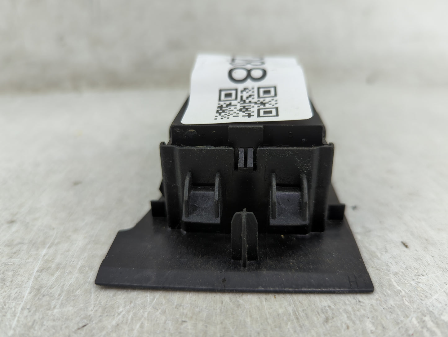 2015-2017 Buick Verano Master Power Window Switch Replacement Driver Side Left P/N:23465329 Fits Fits 2015 2016 2017 OEM Use