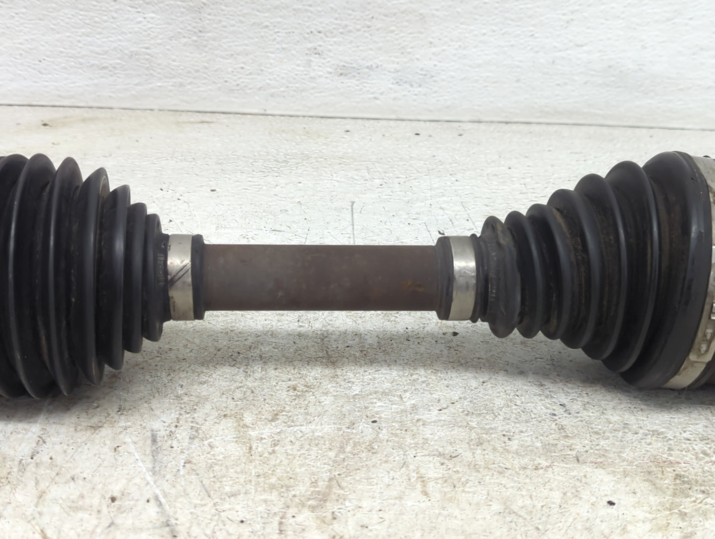 2012-2017 Buick Verano Axle Shaft Front Passenger Cv C/v - Oemusedautoparts1.com