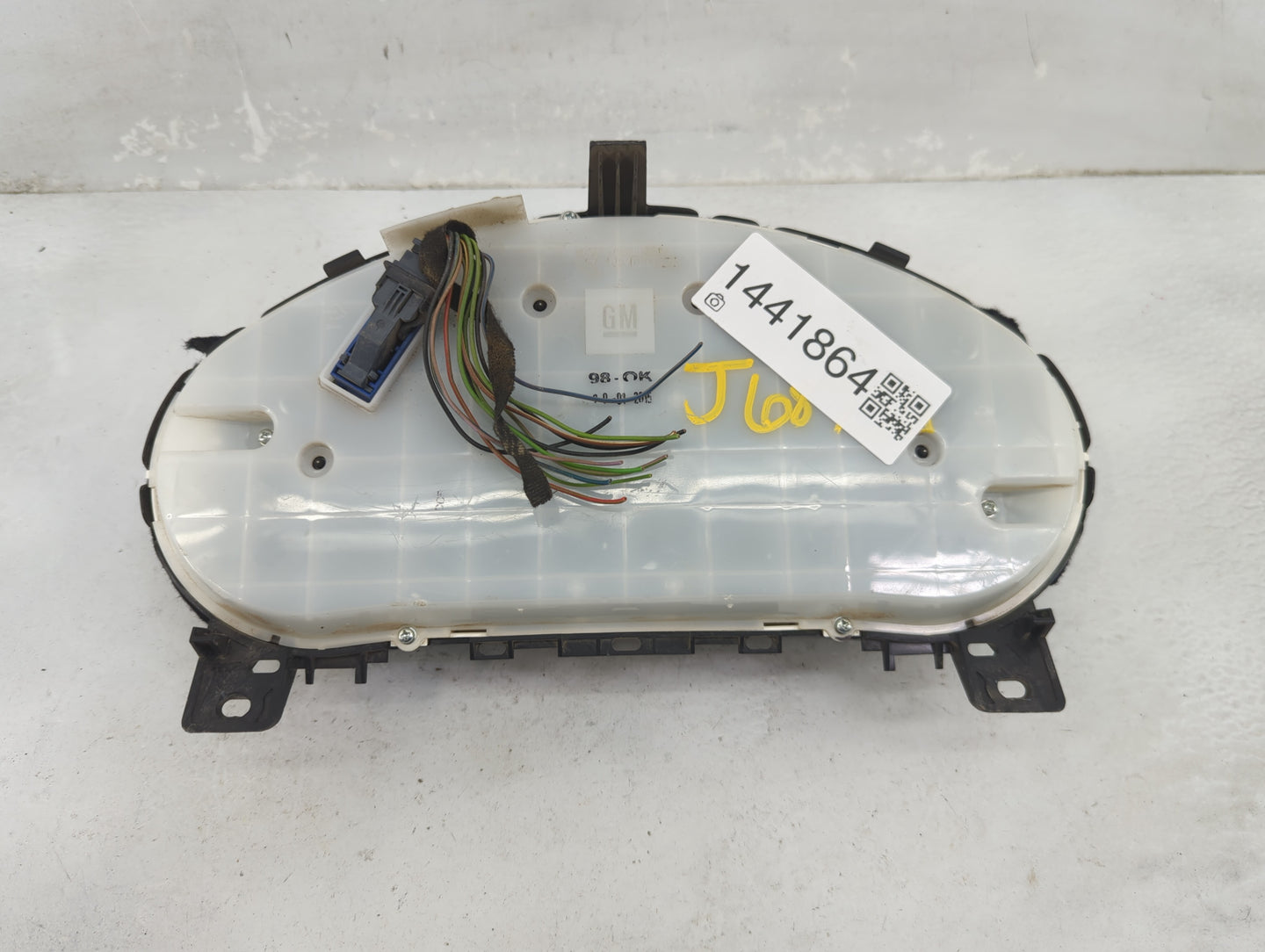 2014-2015 Buick Verano Instrument Cluster Speedometer Gauges P/N:22993180 AFA5 Fits Fits 2014 2015 OEM Used Auto Parts - Oem