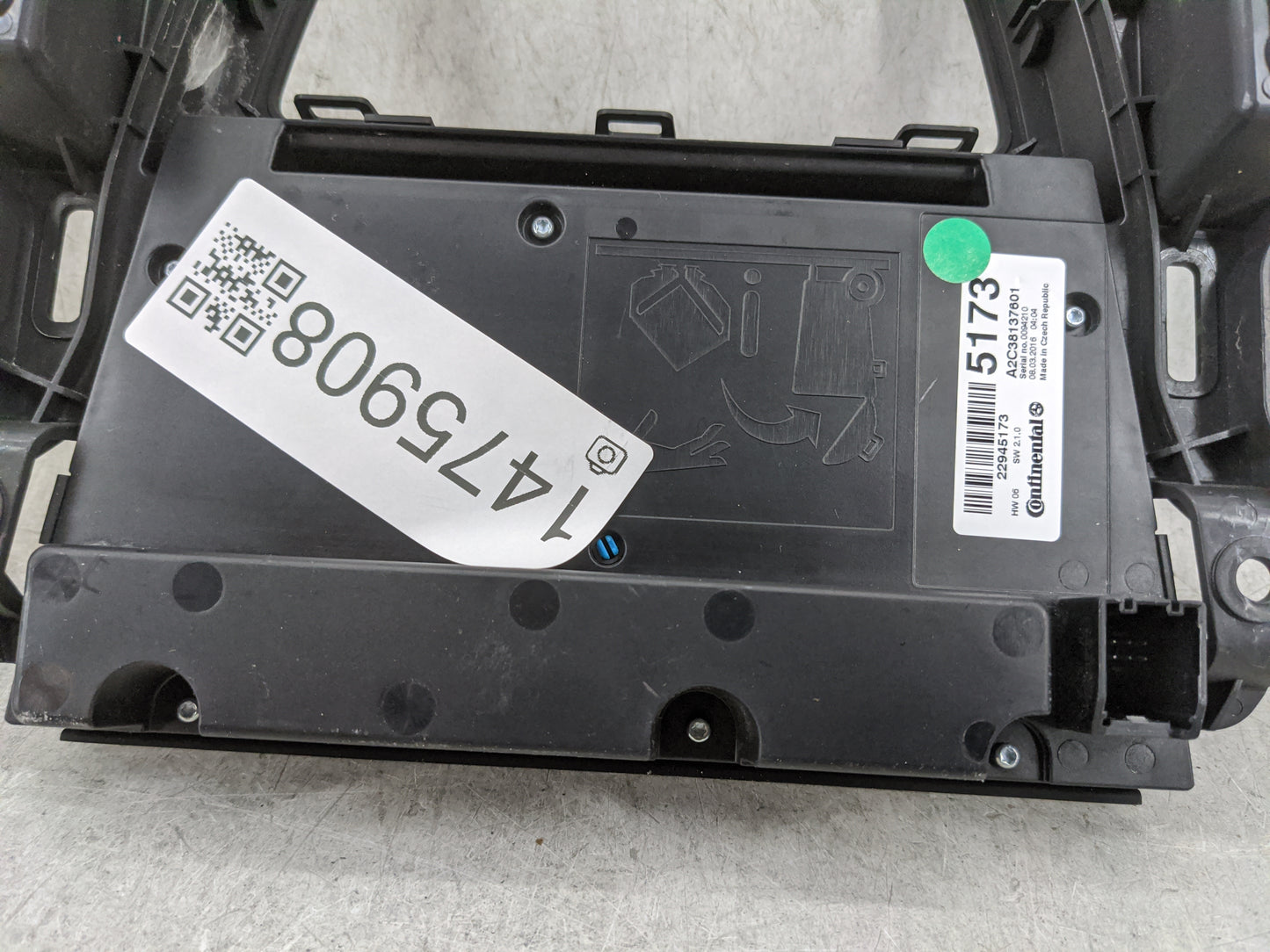 2012-2017 Buick Verano Radio Control Panel 1475908 - Oemusedautoparts1.com