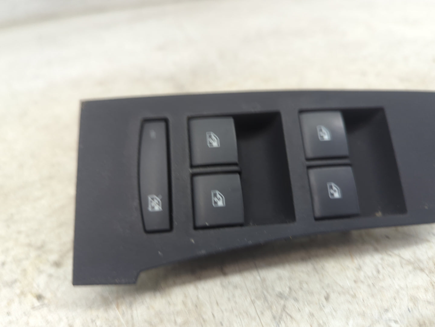 2015-2017 Buick Verano Master Power Window Switch Replacement Driver Side Left P/N:23465329 Fits Fits 2015 2016 2017 OEM Use