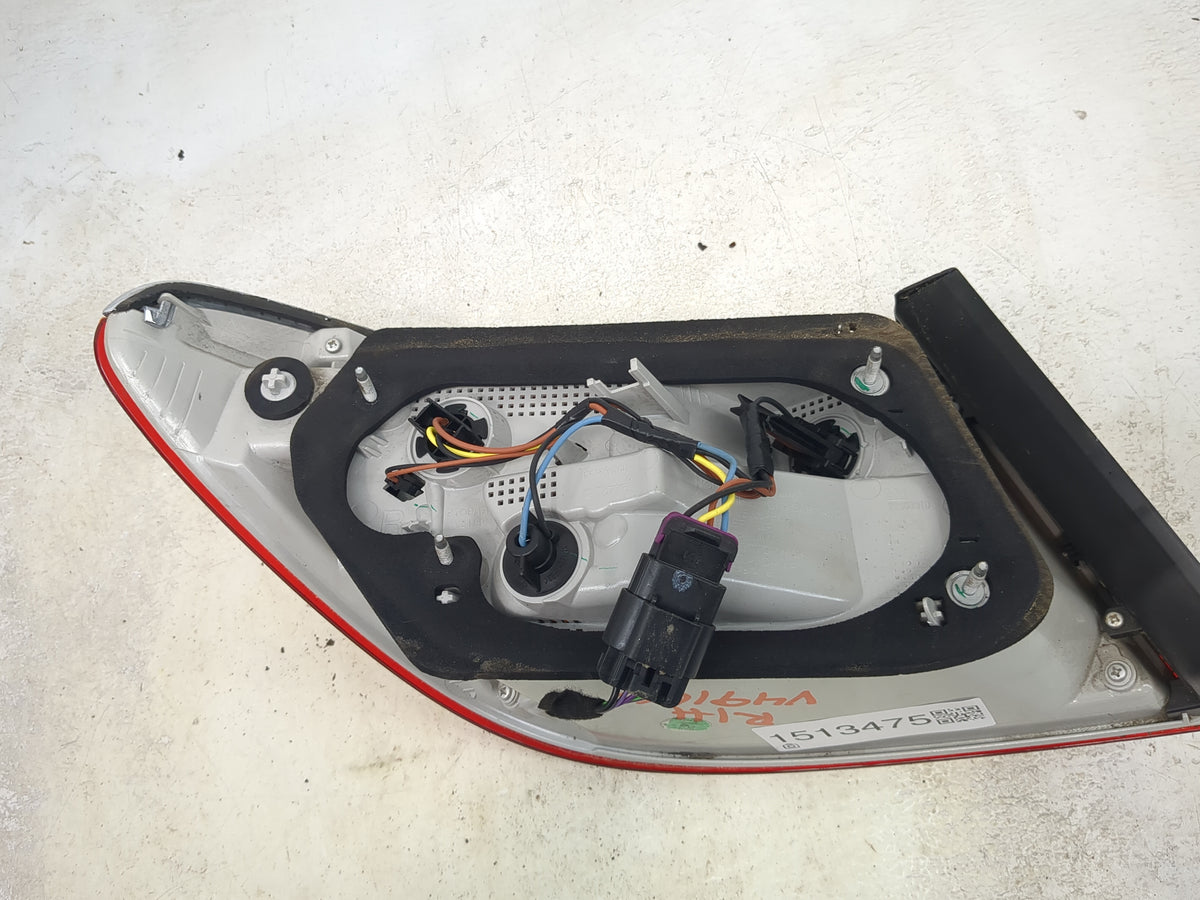 2012-2017 Buick Verano Passenger Right Side Deck Lid Mounted Tail Light 1513475 - Oemusedautoparts1.com