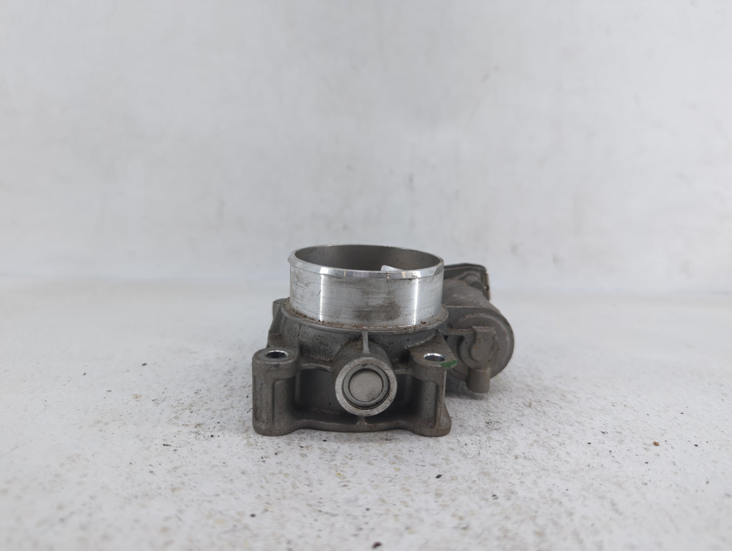 2012-2015 Buick Verano Throttle Body P/N:12627217DA 12632101CA Fits Fits 2012 2013 2014 2015 OEM Used Auto Parts - Oemusedau
