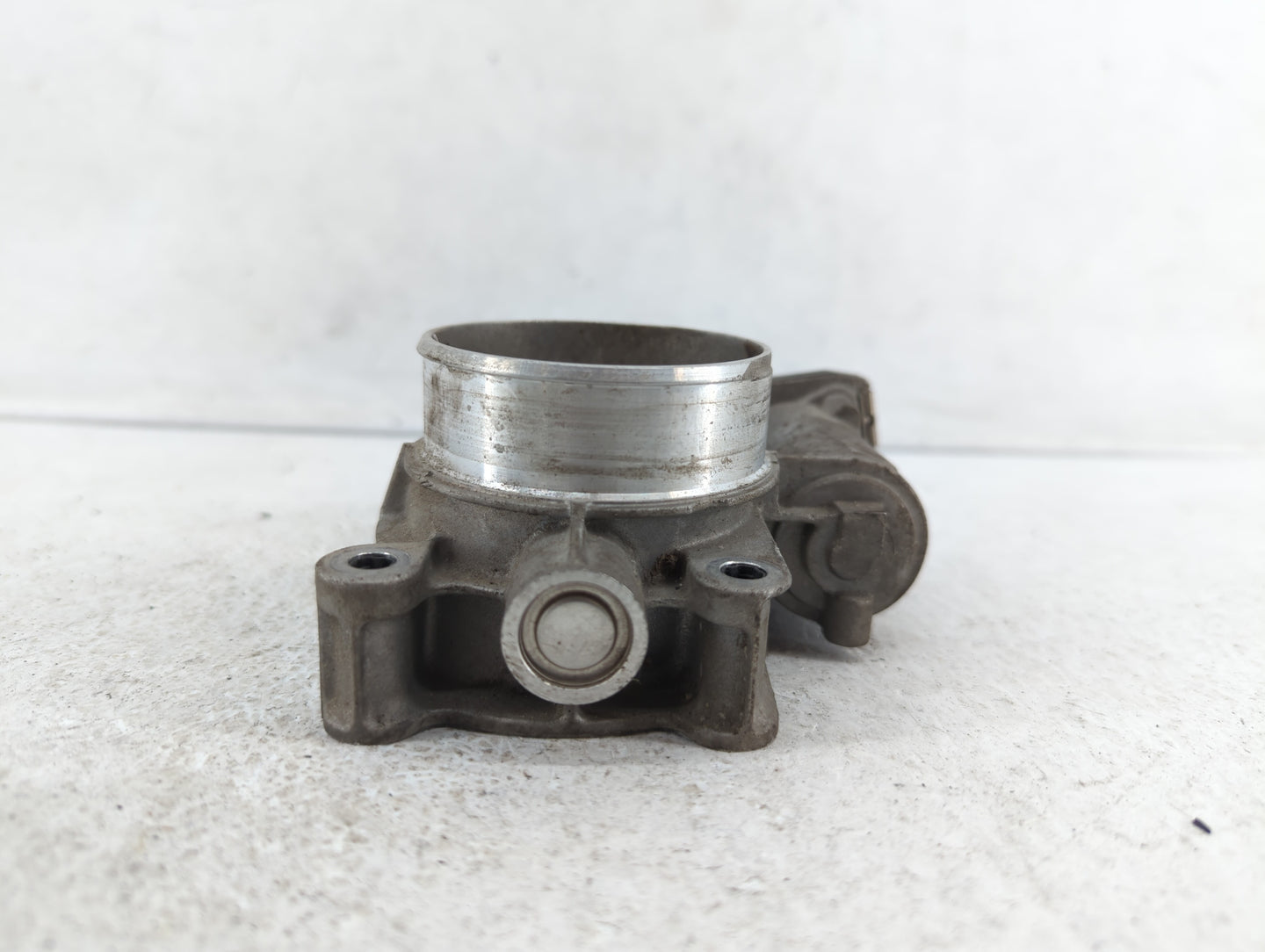 2012-2015 Buick Verano Throttle Body P/N:12627217DA 12632101CA Fits Fits 2012 2013 2014 2015 OEM Used Auto Parts - Oemusedau