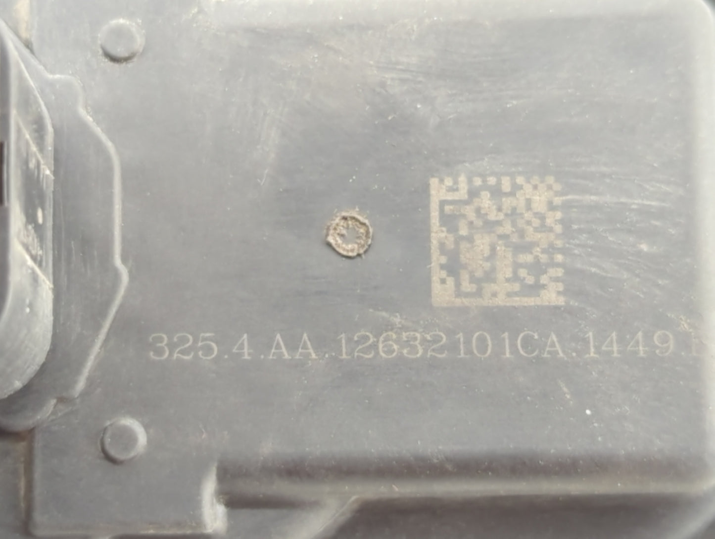 2012-2015 Buick Verano Throttle Body P/N:12627217DA 12632101CA Fits Fits 2012 2013 2014 2015 OEM Used Auto Parts - Oemusedau