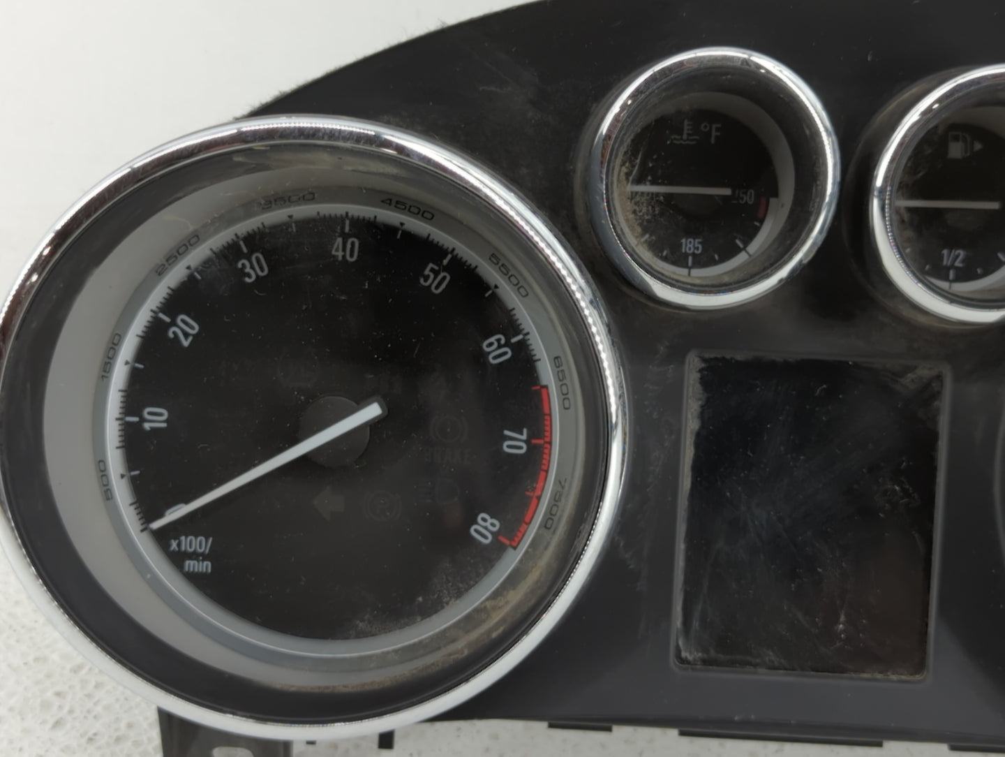 2014-2015 Buick Verano Instrument Cluster Speedometer Gauges P/N:23316331 769323-050U, 22993180 Fits Fits 2014 2015 OEM Used