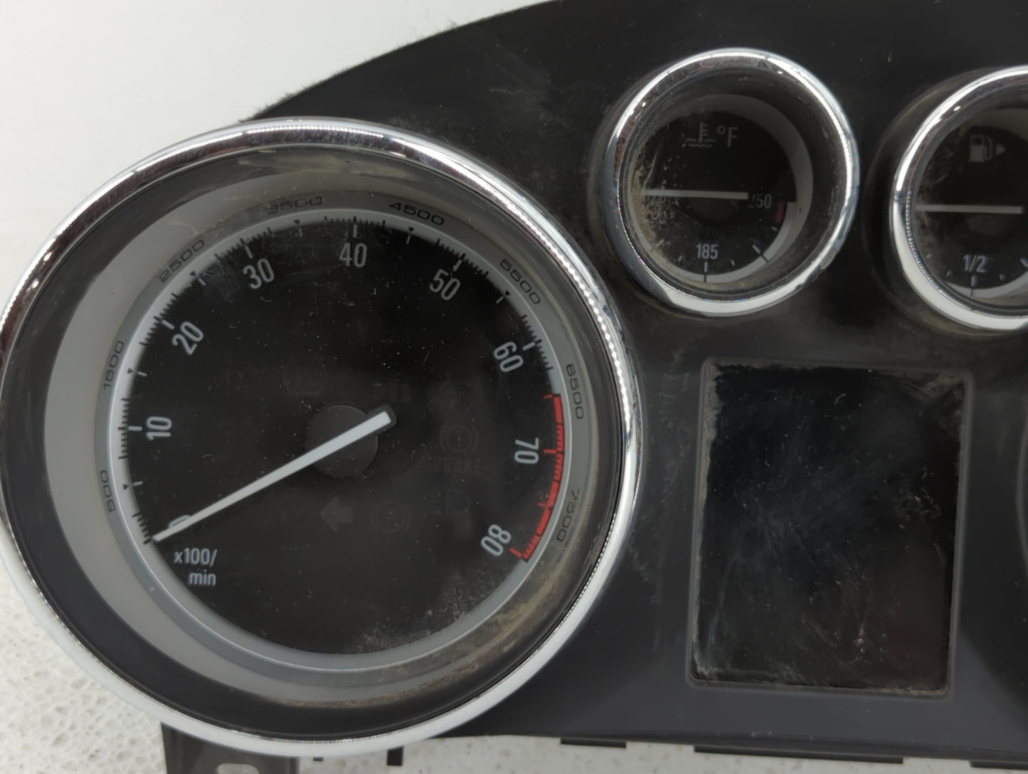 2014-2015 Buick Verano Instrument Cluster Speedometer Gauges P/N:23316331 769323-050U, 22993180 Fits Fits 2014 2015 OEM Used
